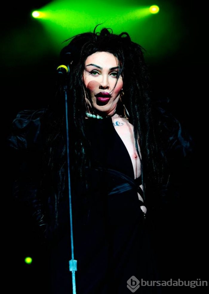 Ünlü şarkıcı Pete Burns yaşamını yitirdi