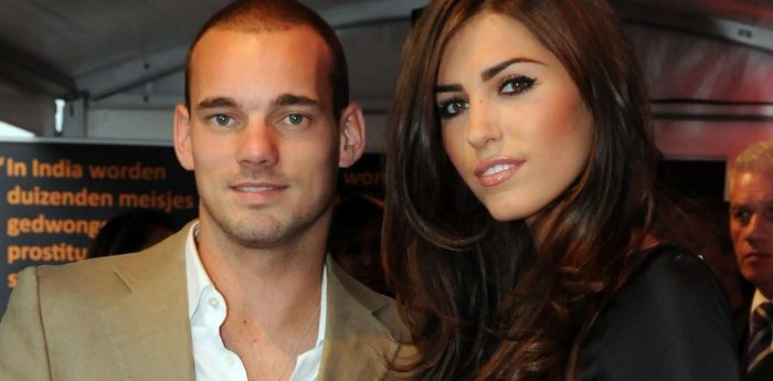 Sneijder çifti yeni evine taşındı