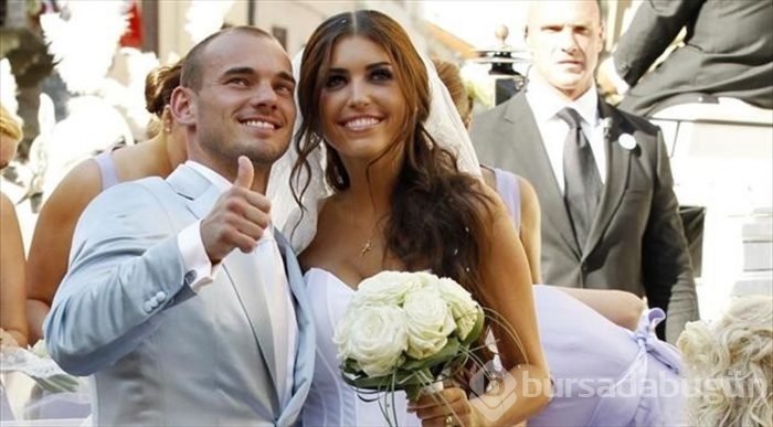 Sneijder çifti yeni evine taşındı