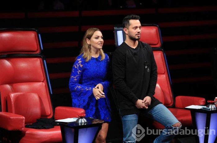 Hadise adeta büyüledi!
