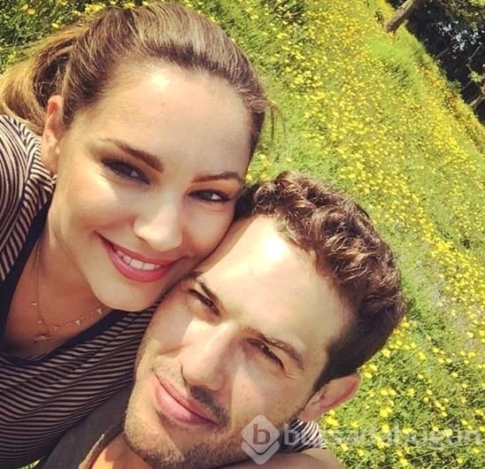 Ünlü manken Kelly Brook kasabada yaşamaya başladı
