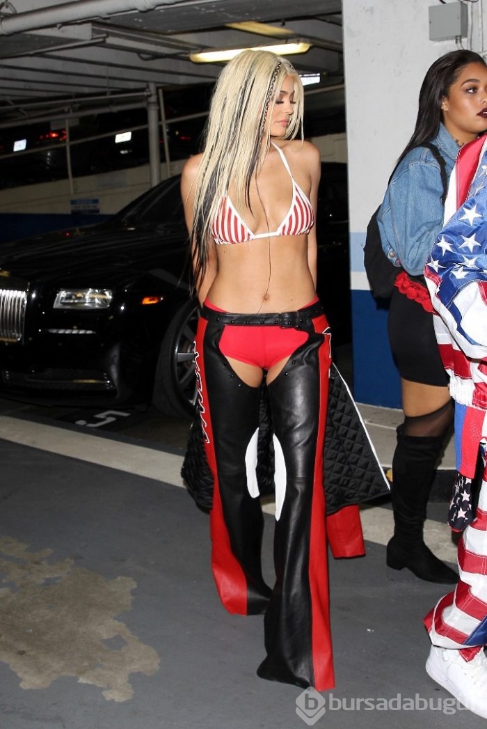 Kylie Jenner, Christina Aguilera'ya özendi