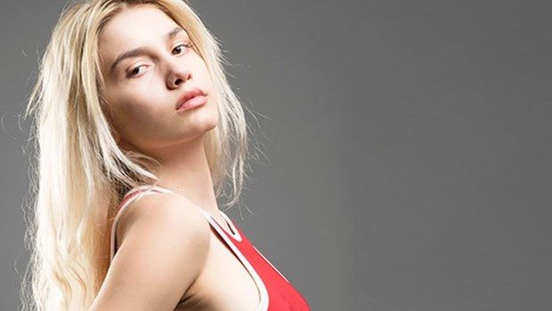 Aleyna Almanya'da da sahneye çıkamadı