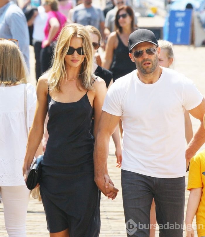 Rosie Huntington Whiteley isyan etti