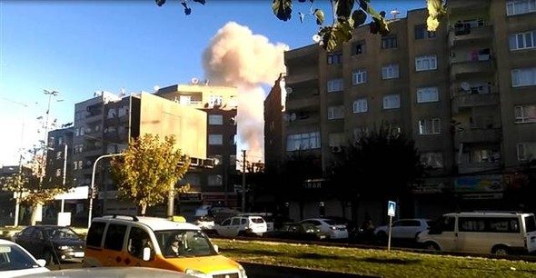 Diyarbakır Bağlar'da patlama (4 Kasım 2016)