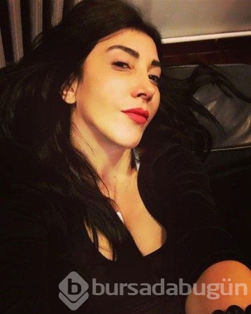 Ünlü şarkıcı nişanlandı! İlk kareler