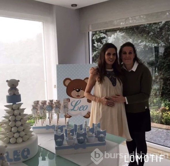 İpek Özkök oğlu için babyshower yaptı