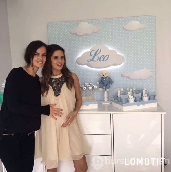 İpek Özkök oğlu için babyshower yaptı