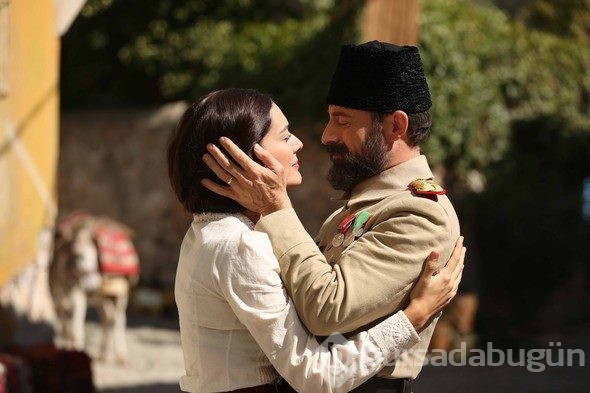 Bergüzar Korel: Klavye başında herkes konuşur!
