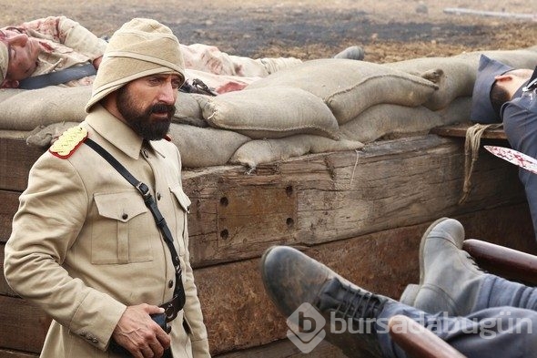 Bergüzar Korel: Klavye başında herkes konuşur!