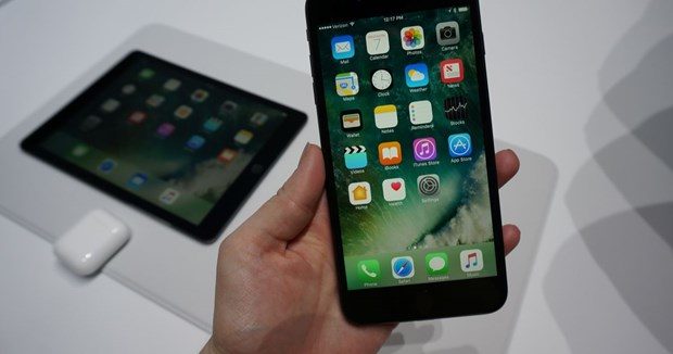 iPhone 7'ye yeni renk seçeneği geliyor