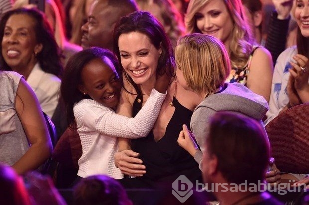 Angelina Jolie ile Brad Pitt anlaştı
