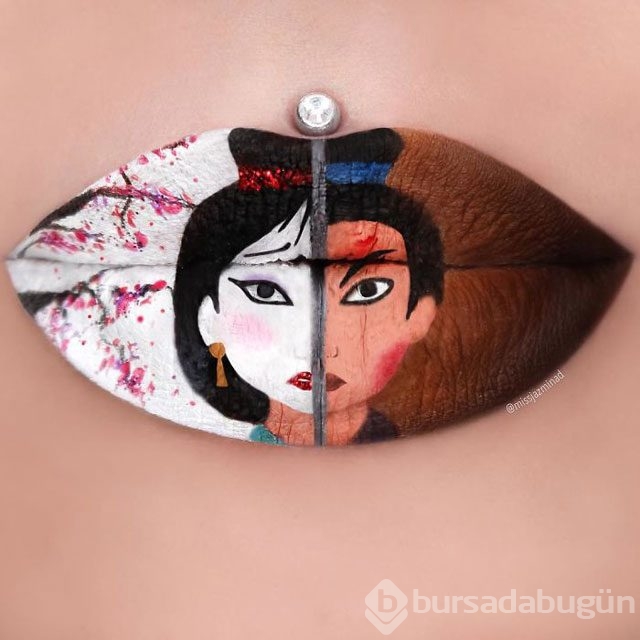 Makyaj sanatçısının büyüleyici dudak çizimleri