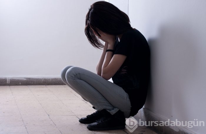 Liseliler okulda mutsuz: Depresyondayım devamsızım