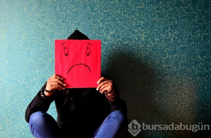 Liseliler okulda mutsuz: Depresyondayım devamsızım