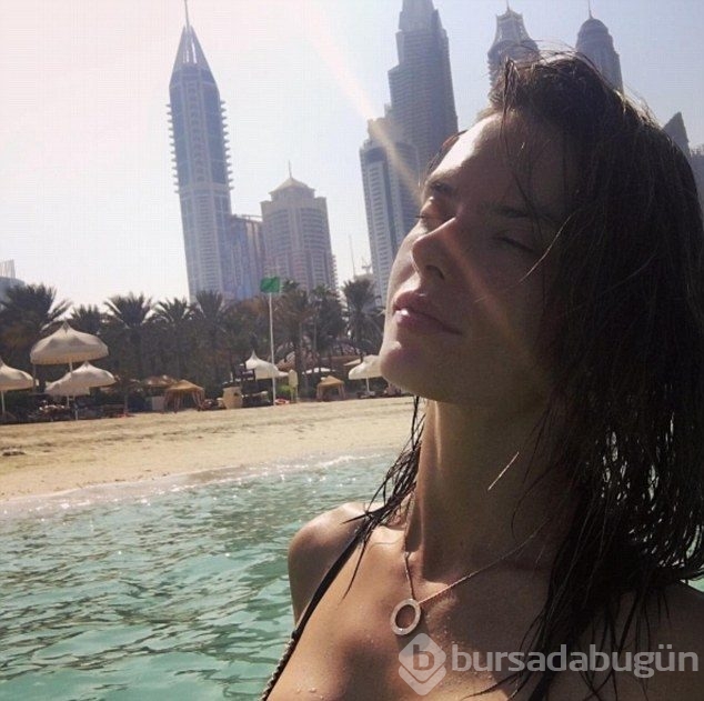Victoria Secret'ın meleklerinden Alessandra Ambrosio Dubai'de