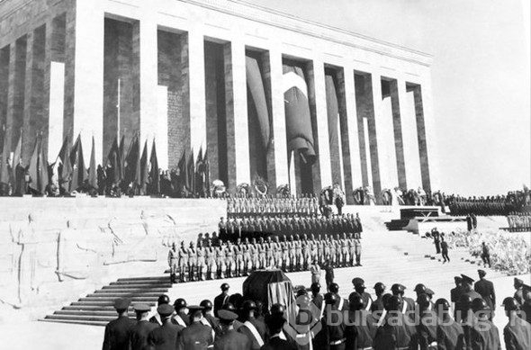 Atatürk'ün cenazesinden hiç görülmeyen fotoğraflar
