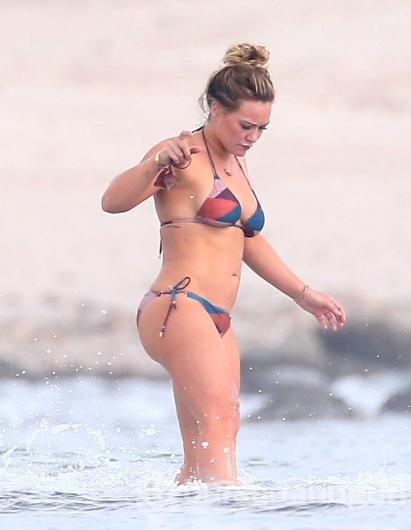 Hilary Duff'a aşk yaradı