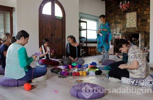 Ünlü oyuncu Esra Akkaya'nın yeni işi