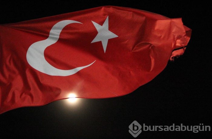 'Süper Ay' dünyayı büyüledi