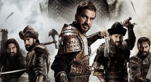 Diriliş Ertuğrul oyuncusu ödülü yere attı olay kare