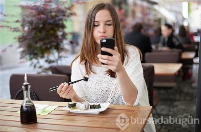 Sosyal medyada asla paylaşmamanız gerekenler
