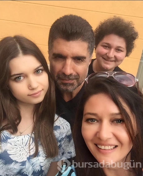 Özcan Deniz ve Afra Saraçoğlu arasında aşk mı var?