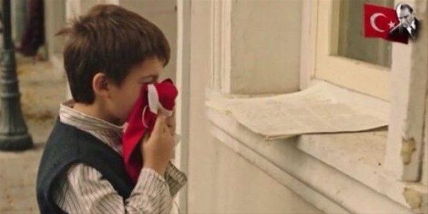 Herkes o çocuğu konuşuyor