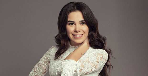 Asena Atalay'ın eski halinden eser kalmadı