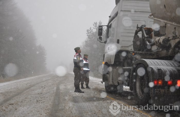 Kar Bursa'da yüzünü gösterdi!