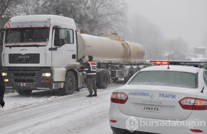 Kar Bursa'da yüzünü gösterdi!