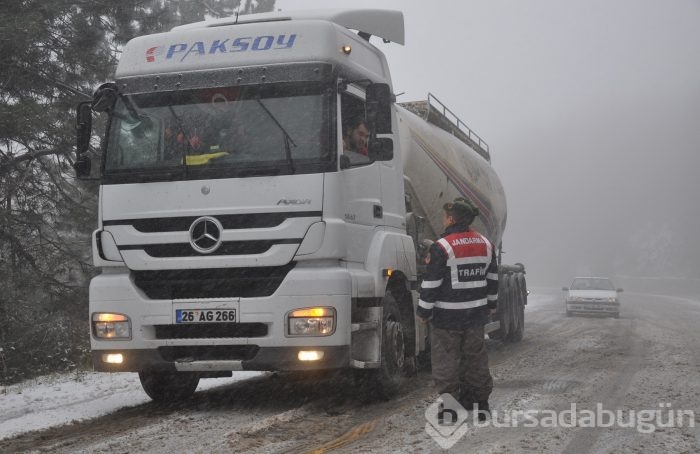 Kar Bursa'da yüzünü gösterdi!