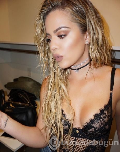 Kardashian'lar dan popo şov