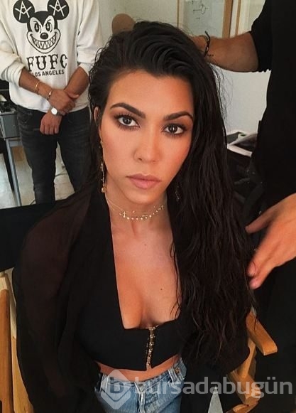 Kardashian'lar dan popo şov