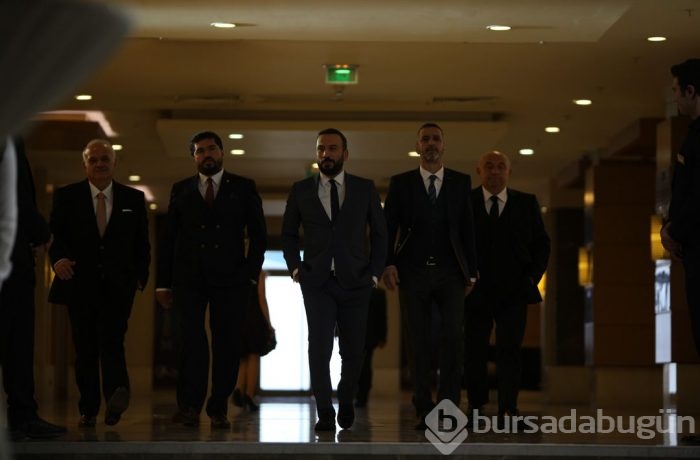 Adam Mısın