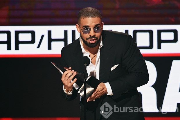 2016 Amerikan Müzik Ödülleri gecesine damga vuran anlar