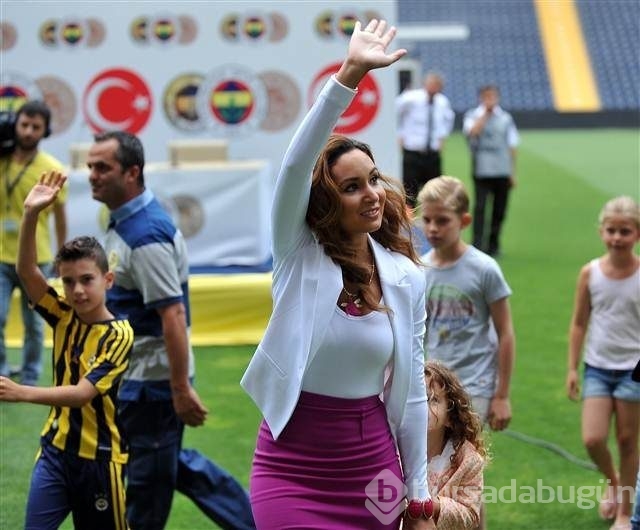 İşte Robin van Persie'yi dirilten kadın