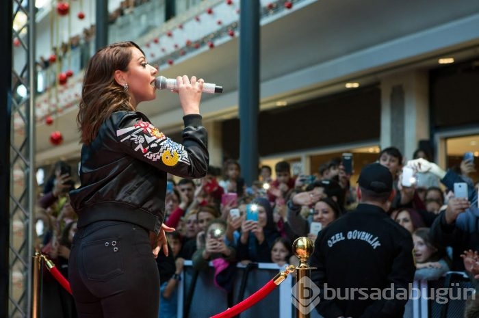 Ankara'da Hadise izdihamı!