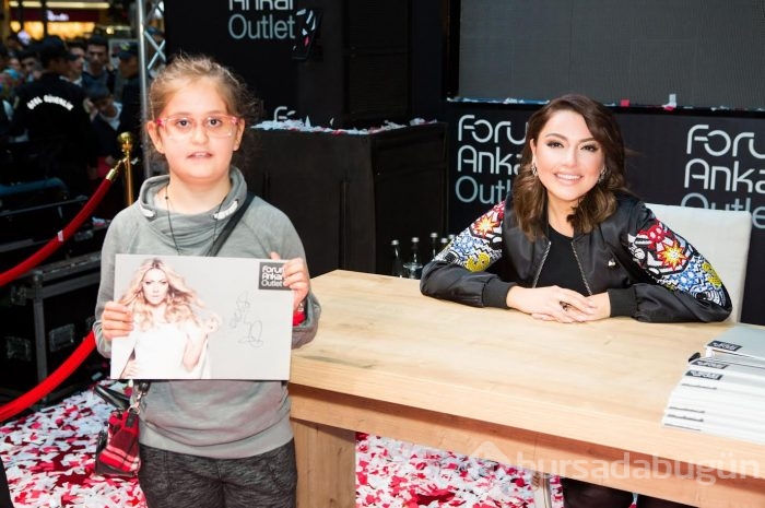 Ankara'da Hadise izdihamı!