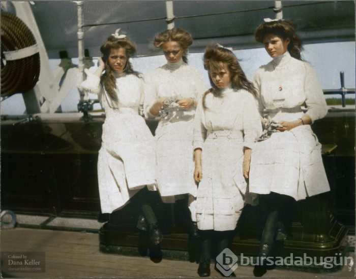 Ünlü fotoğraflar renklendi