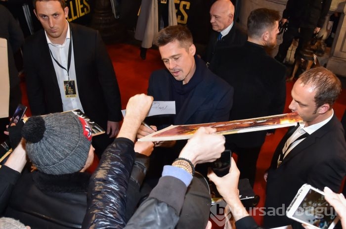 Brad Pitt hayranlarını üzdü