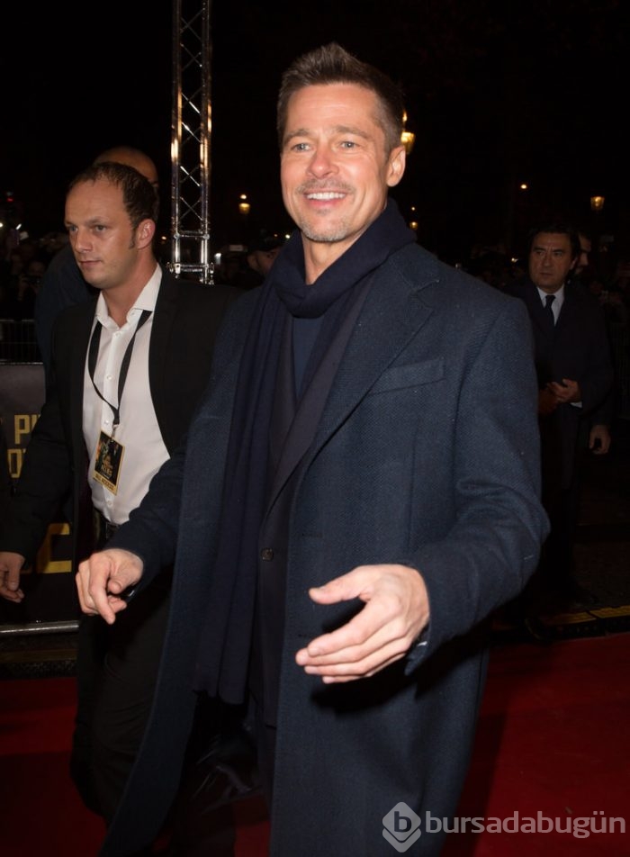 Brad Pitt hayranlarını üzdü