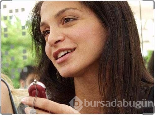 Hepsi grubunun Cemre'si modellik yaptı