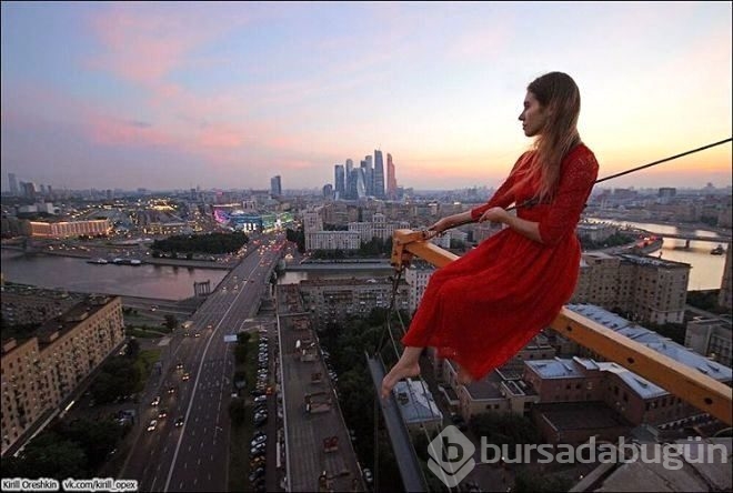 Bu kızın cesareti kimsede yok