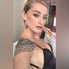 Didem Soydan'dan 'semt çocuğu' paylaşımı