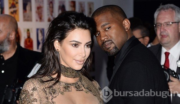 Kim Kardashian annesinin evine taşındı
