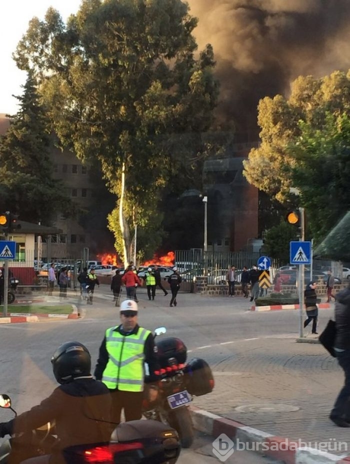 Adana Valiliği önünde patlama! Olay yerinden fotoğraflar
