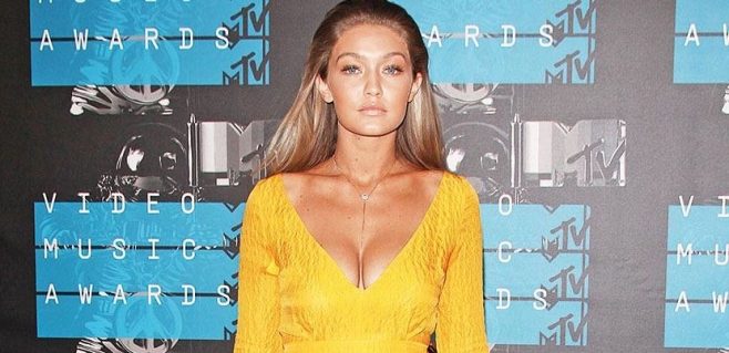 Gigi Hadid'den yarım ağız özür