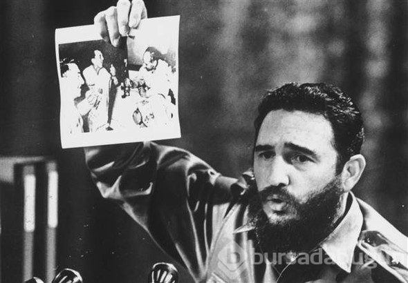 Efsane devrimci lider Castro yaşamını yitirdi