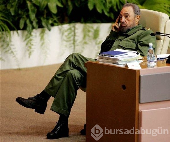 Efsane devrimci lider Castro yaşamını yitirdi